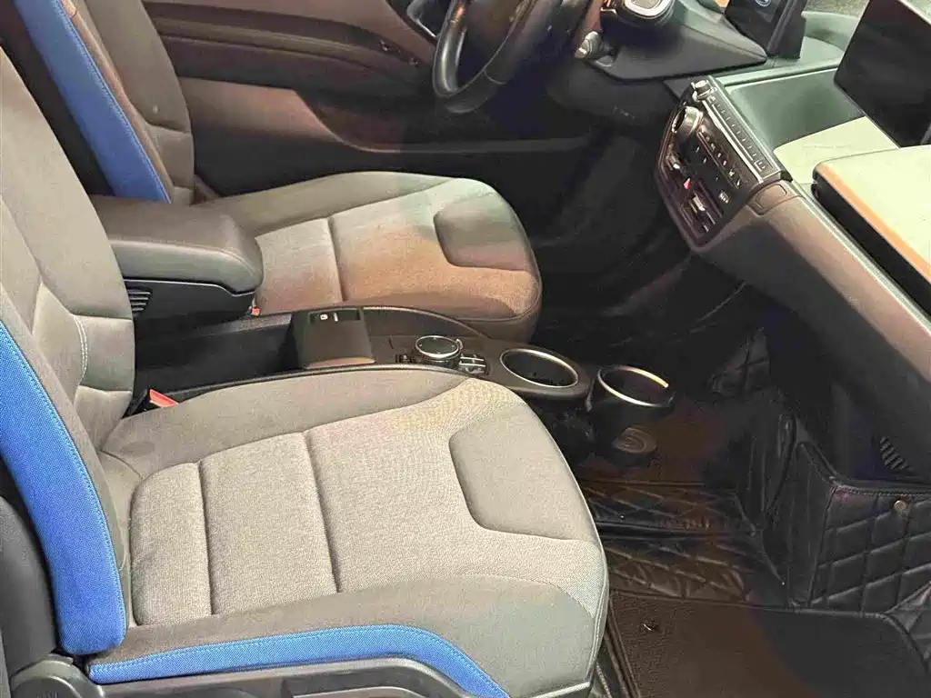 BMW i3 (Import) — миниатюра 7
