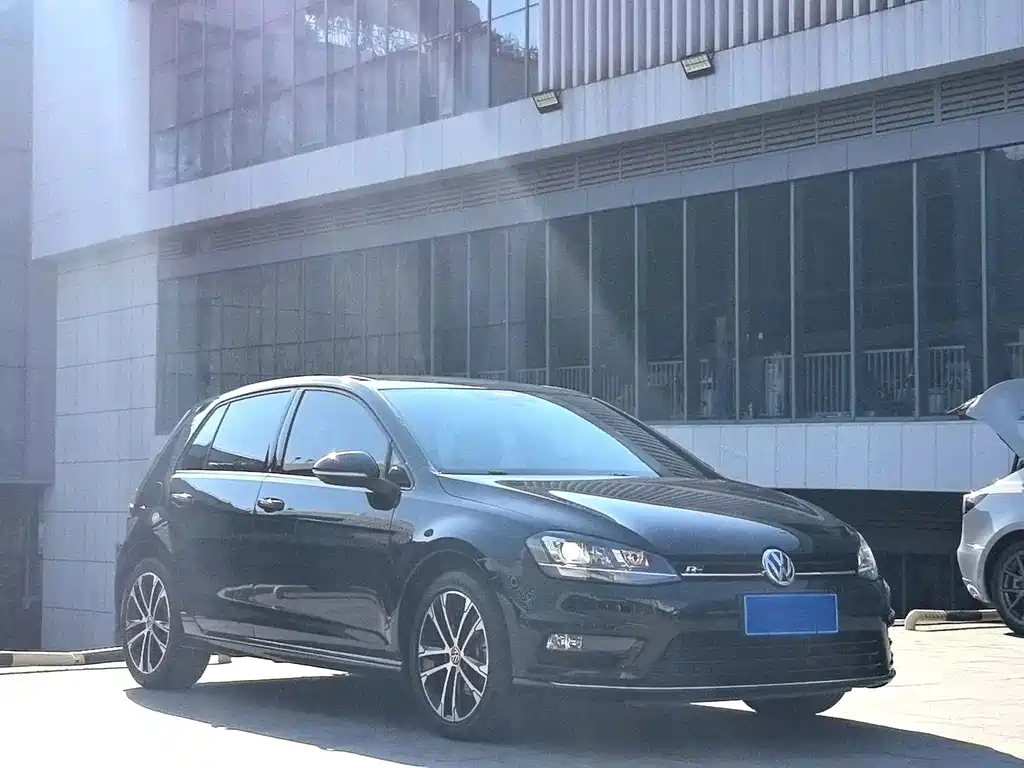 Volkswagen Golf — миниатюра 3