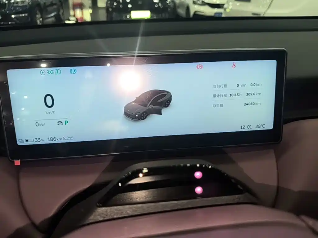 NIO ET5 — миниатюра 12