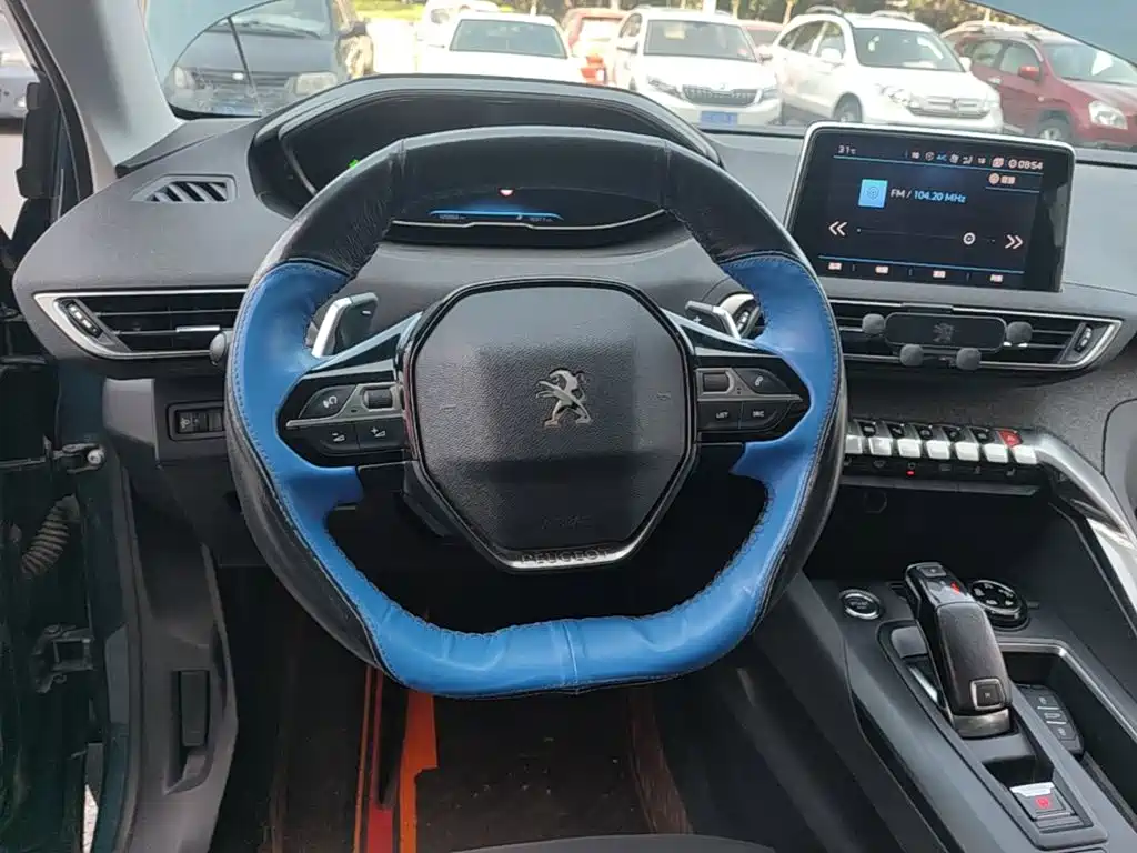 Peugeot 5008 — миниатюра 11