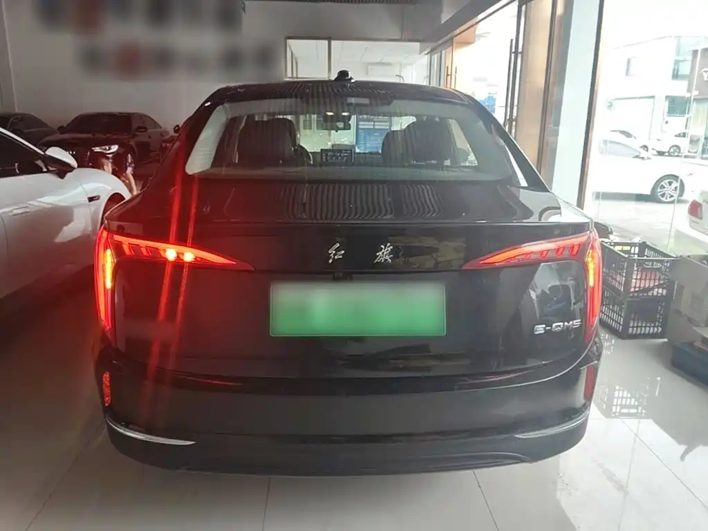 Hongqi Hongqi E-QM5 — миниатюра 6