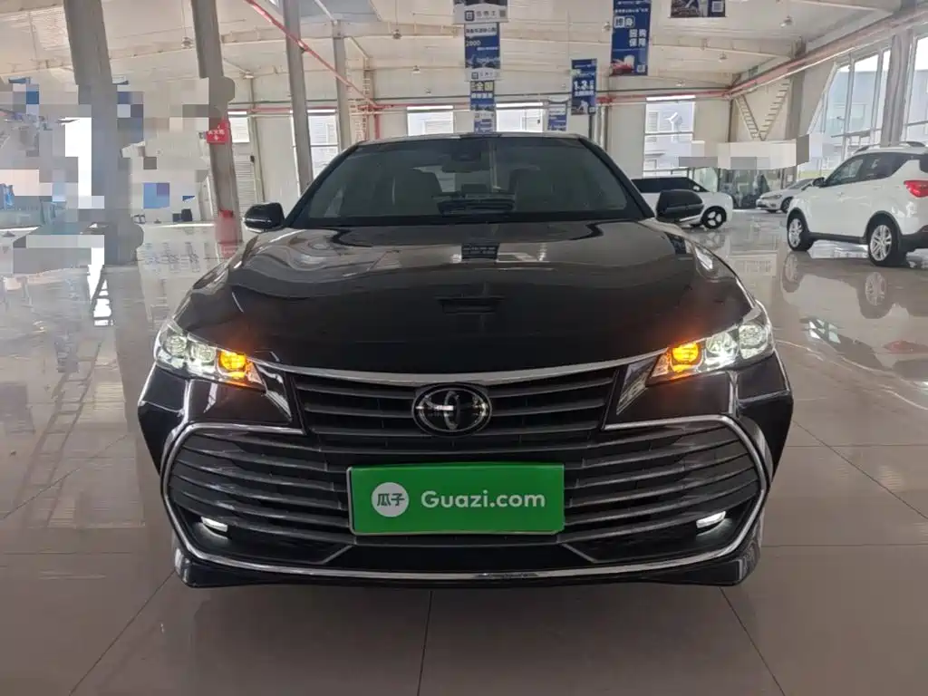 Toyota Avalon — миниатюра 3