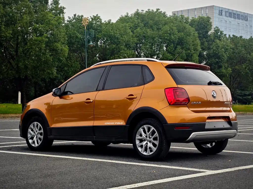 Volkswagen Polo — миниатюра 6