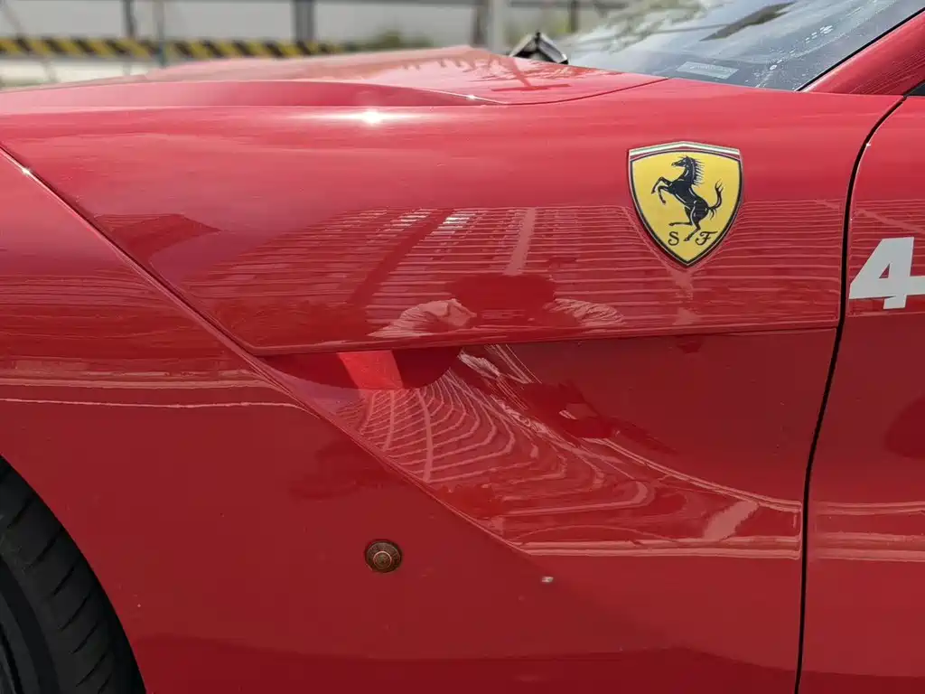 Ferrari F12berlinetta — миниатюра 8