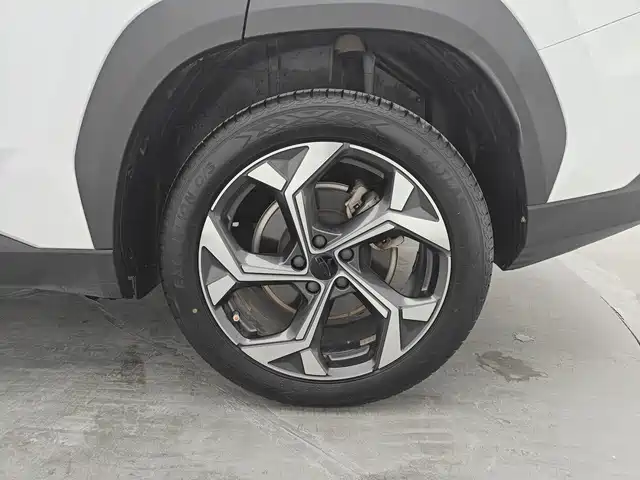 Geely Boyue L L 2023 1.5TD DCT Luxury