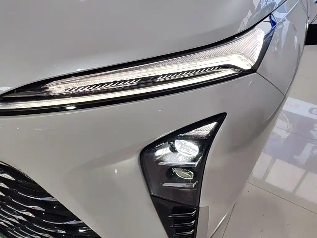 Buick GL8 Hybrid — миниатюра 24
