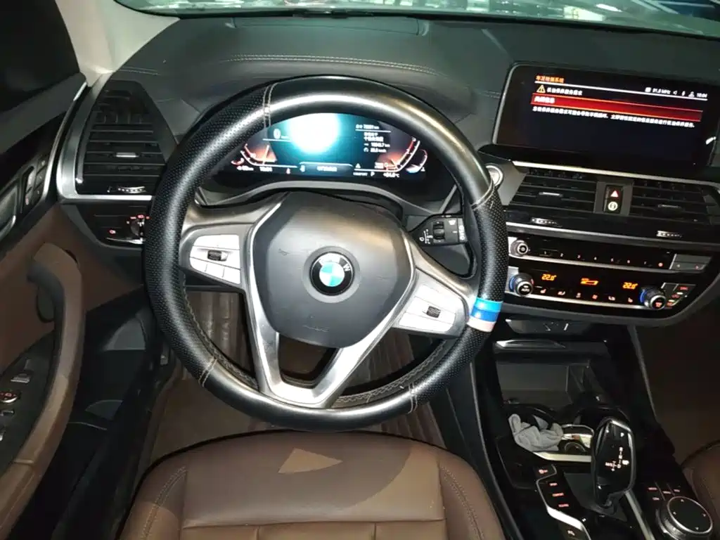 BMW X3 — миниатюра 11