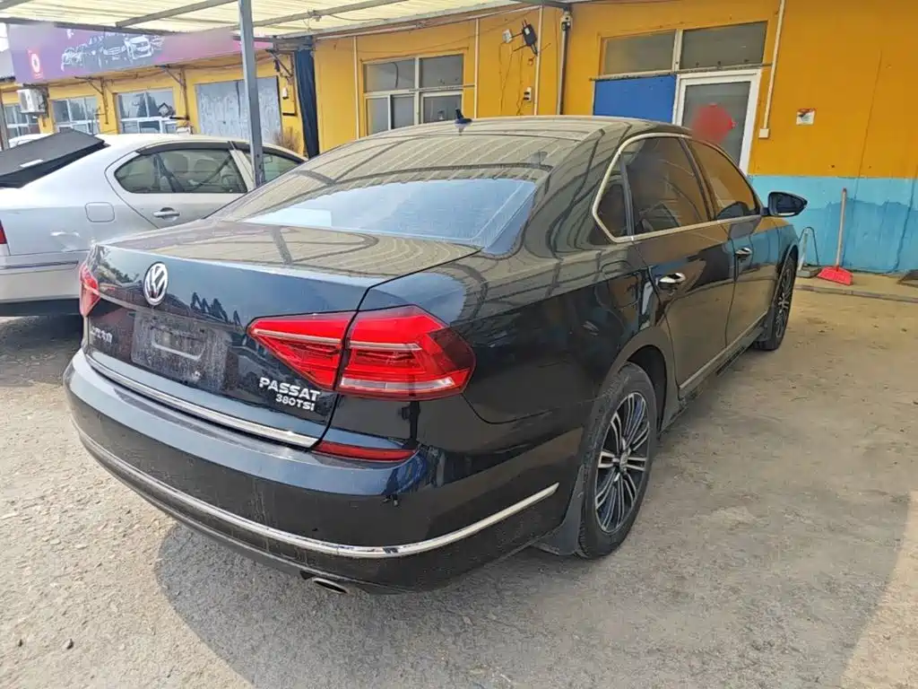 Volkswagen Passat 2017 380TSI DSG