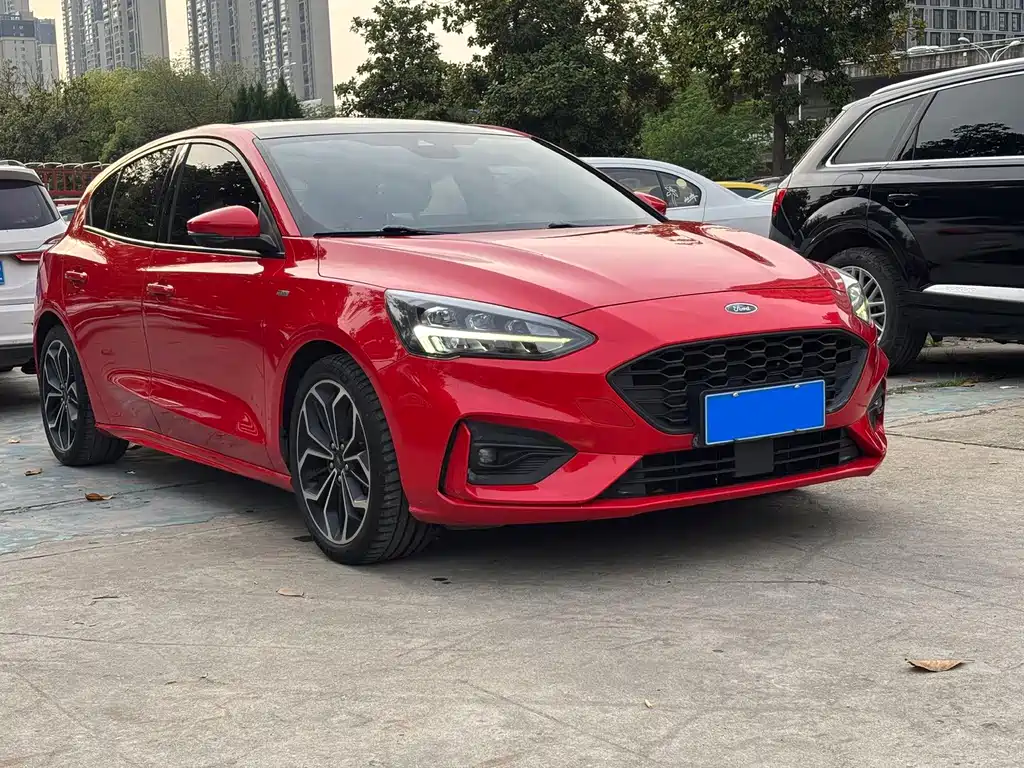 Ford Focus — миниатюра 3