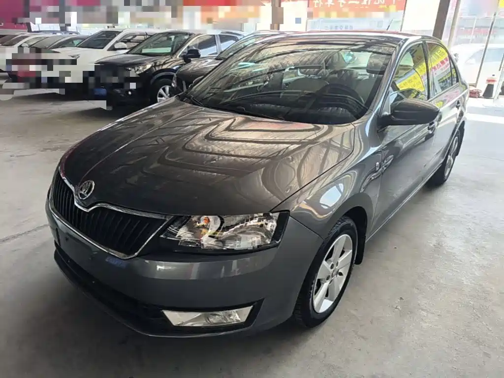 Skoda Rapid — миниатюра 2