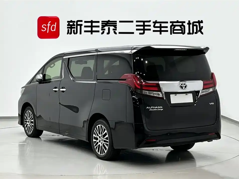 Toyota Alphard 2018 3.5L Luxury