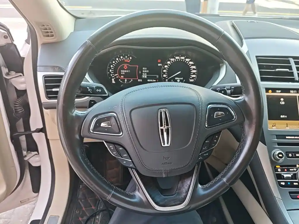 Lincoln MKZ — миниатюра 11