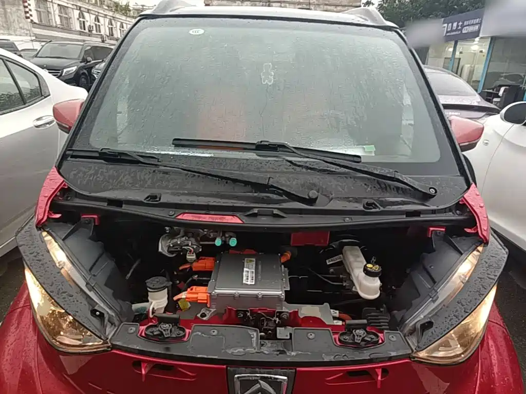 Baojun E100 — миниатюра 20