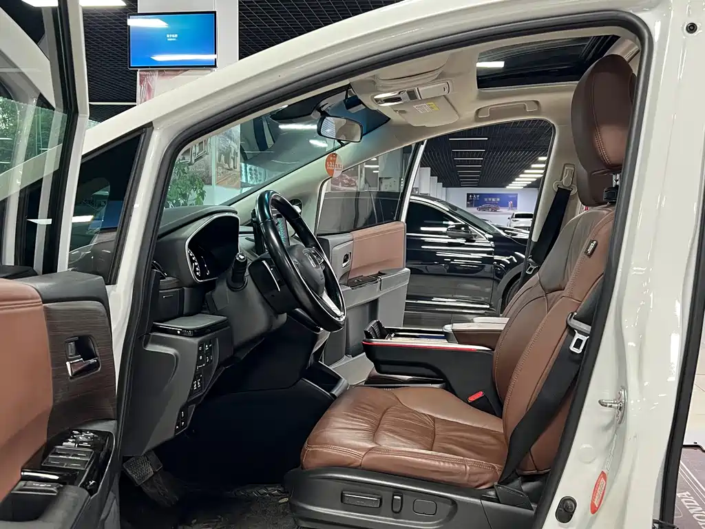 Honda Odyssey — миниатюра 8