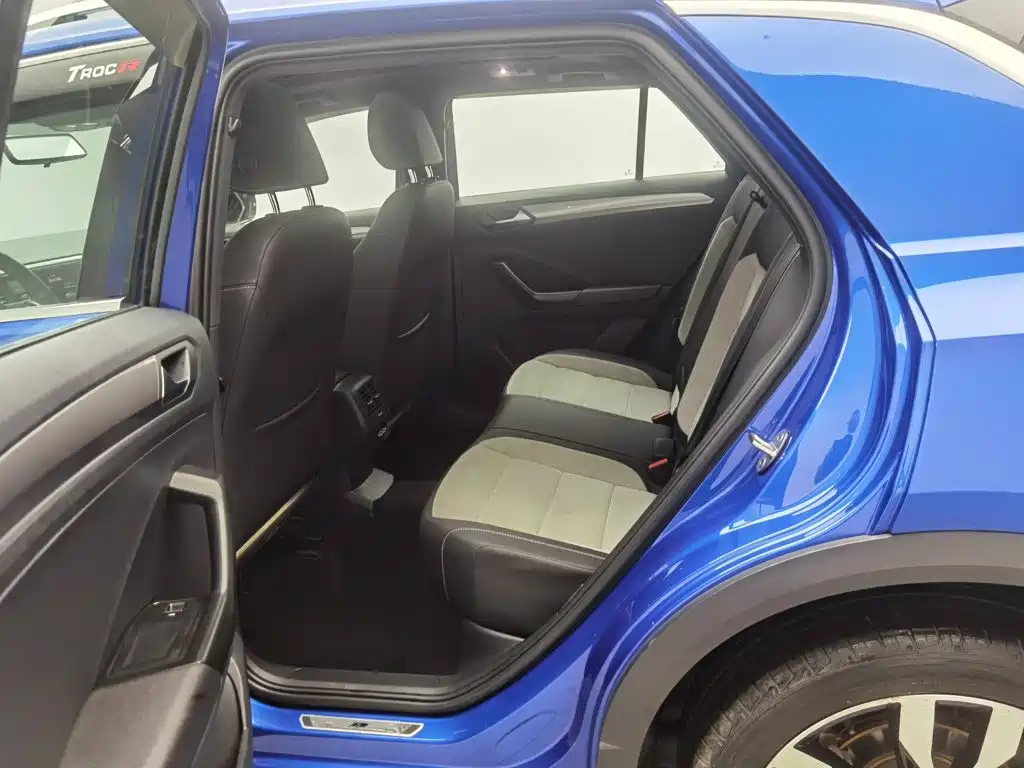 Volkswagen T-Roc — миниатюра 15