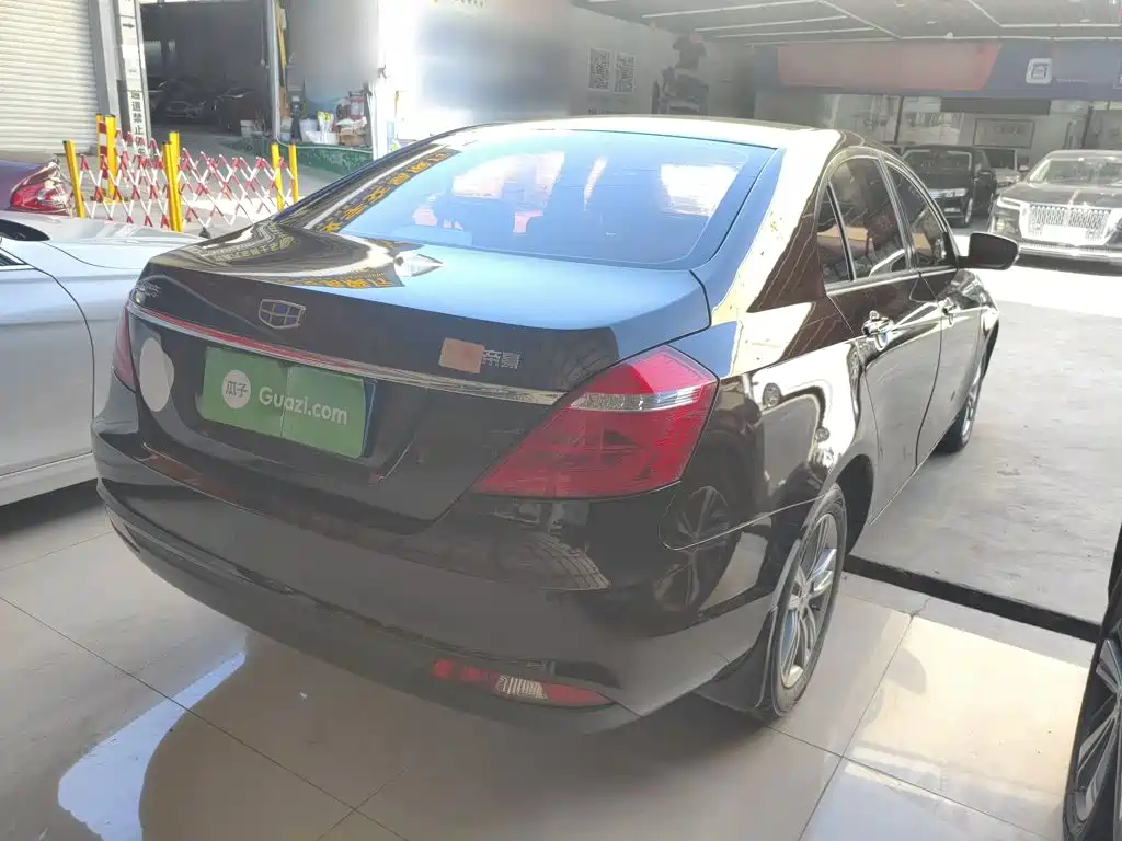 Geely Emgrand — миниатюра 7