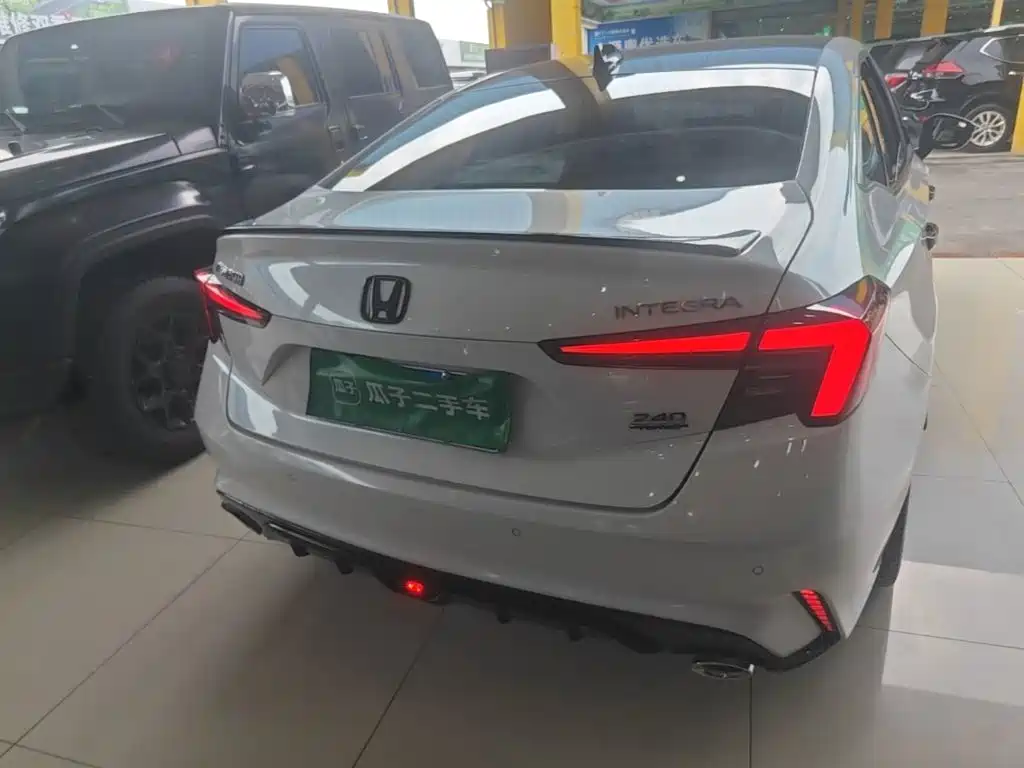 Honda Integra — миниатюра 6