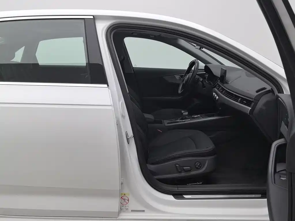 Audi A4L — миниатюра 23