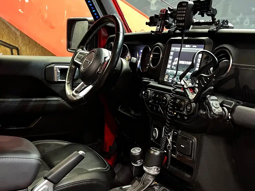 Jeep Gladiator — миниатюра 9