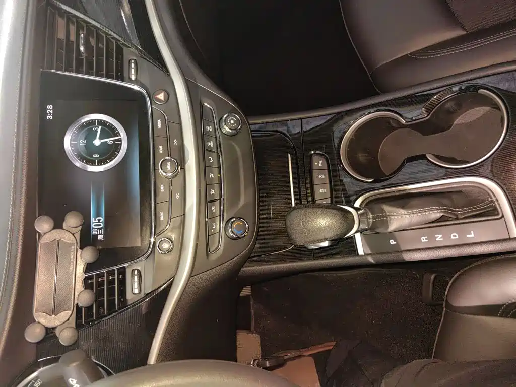 Buick Verano — миниатюра 16
