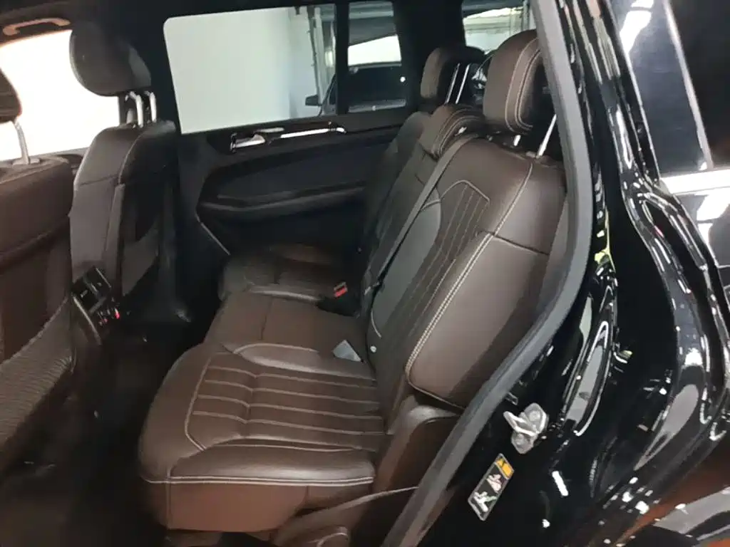 Mercedes-Benz GLS — миниатюра 17