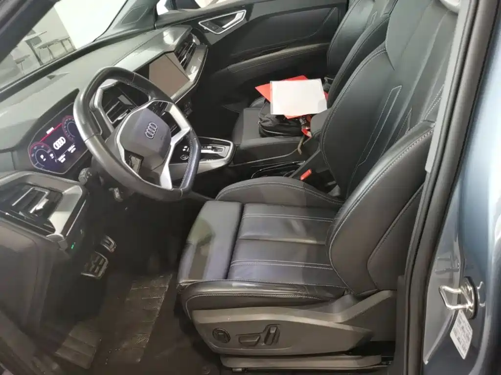 Audi Q4 e-tron — миниатюра 20