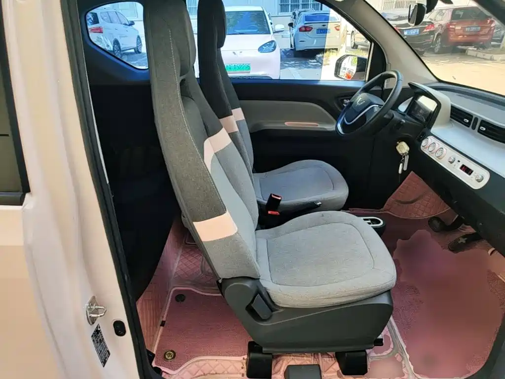 Wuling MINIEV — миниатюра 25