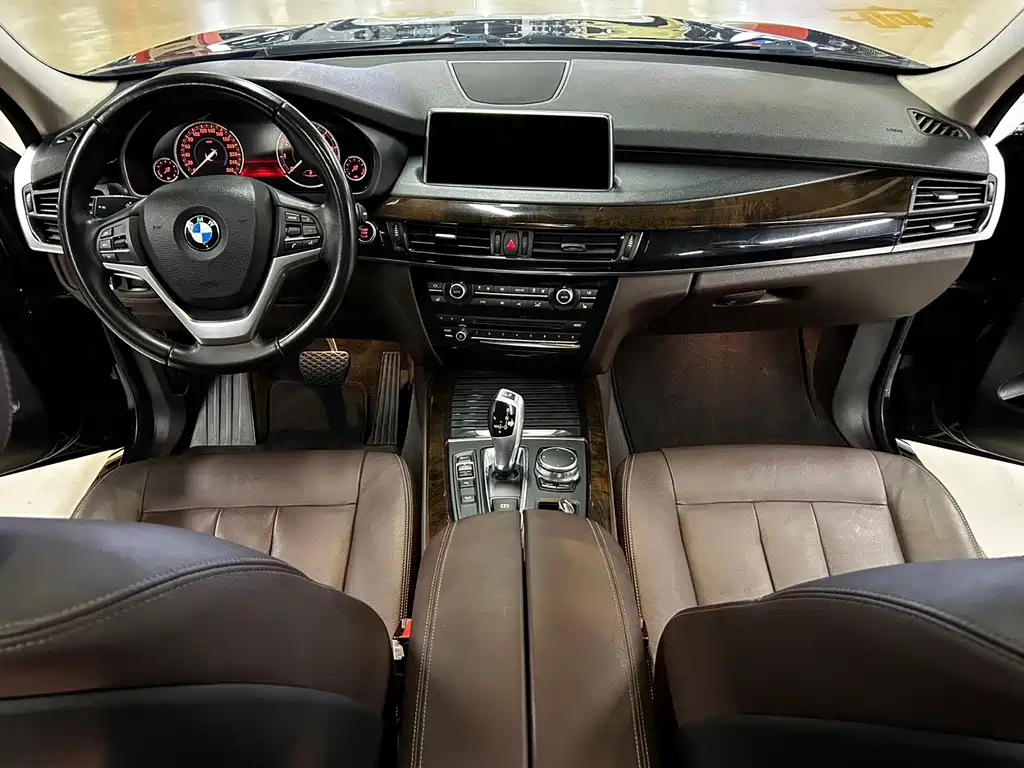 BMW X5 (Import) — миниатюра 6