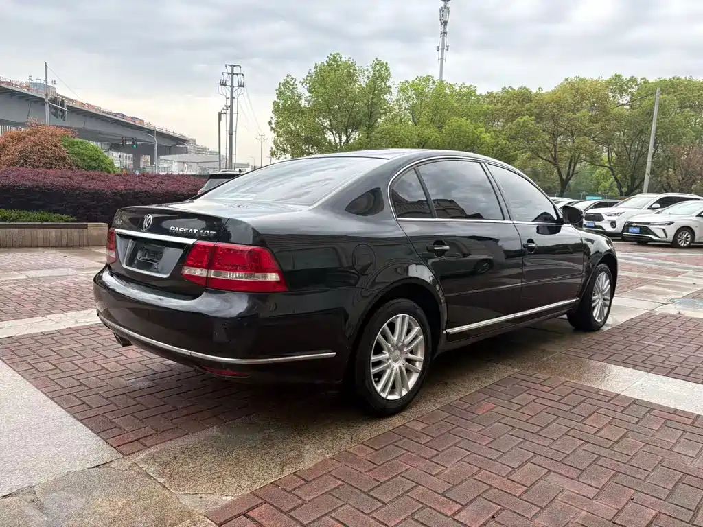 Volkswagen Passat Lingyu — миниатюра 12