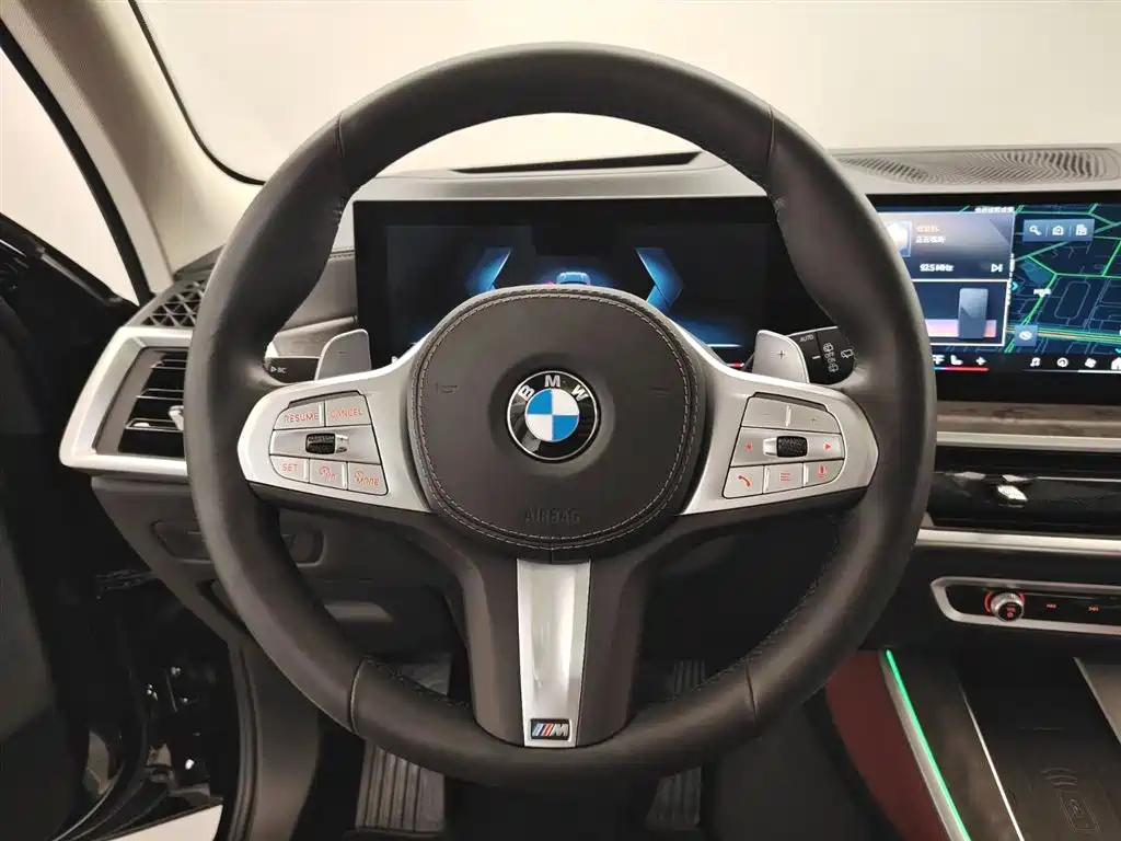 BMW X5 2023 xDrive 30Li Premium M Sport