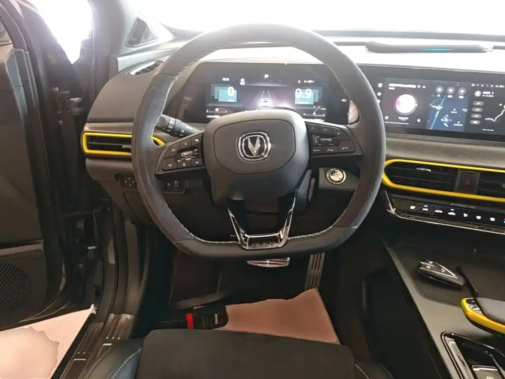 Changan UNI-T — миниатюра 11