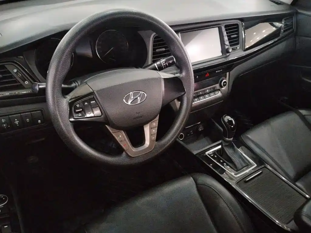 Hyundai Mistra — миниатюра 13