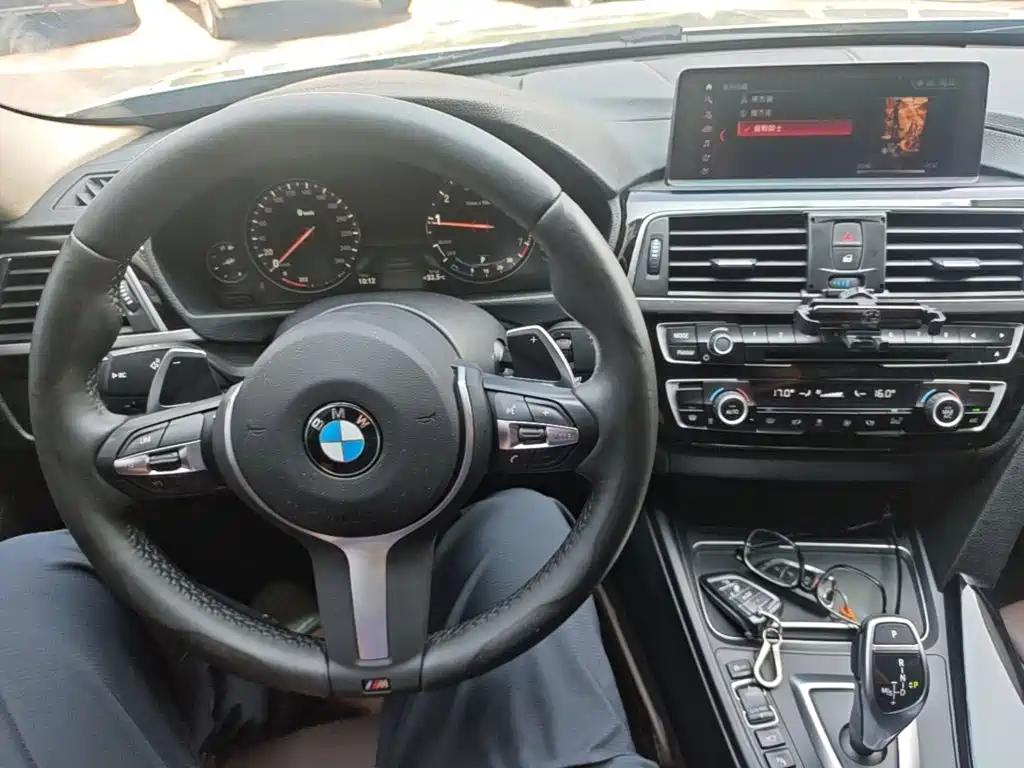 BMW 3 Series — миниатюра 10