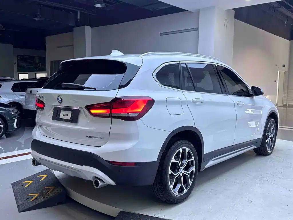 BMW X1 — миниатюра 6