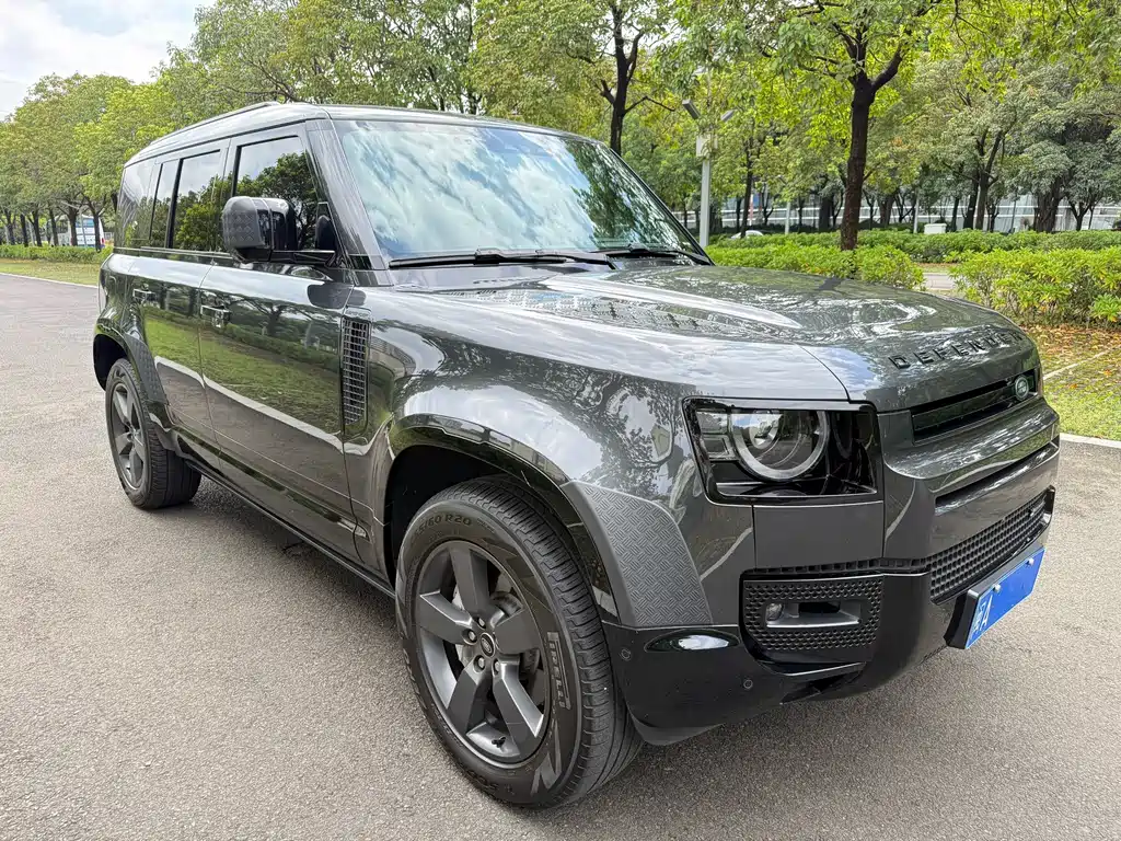 Land Rover Defender — миниатюра 3