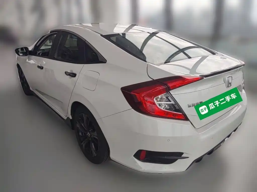 Honda Civic — миниатюра 7