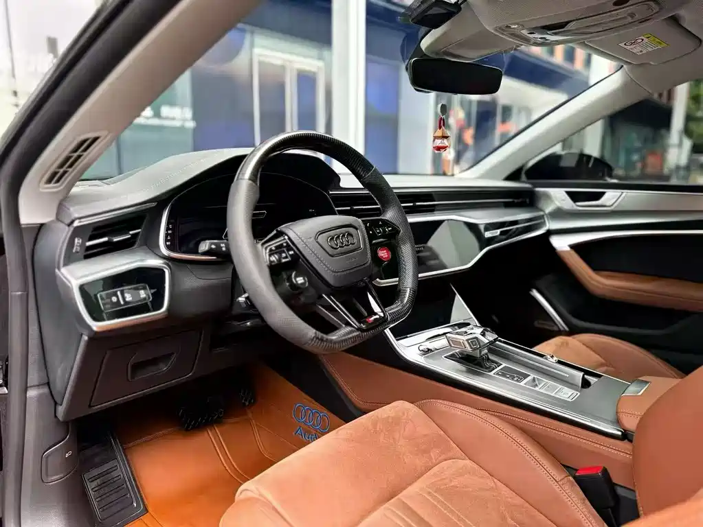 Audi A7L 2025 45 TFSI Luxury