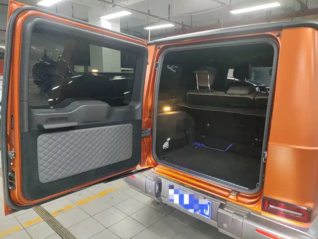 Mercedes-Benz G-Class — миниатюра 7