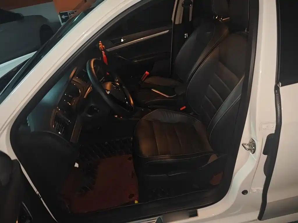 Volkswagen Lavida — миниатюра 11