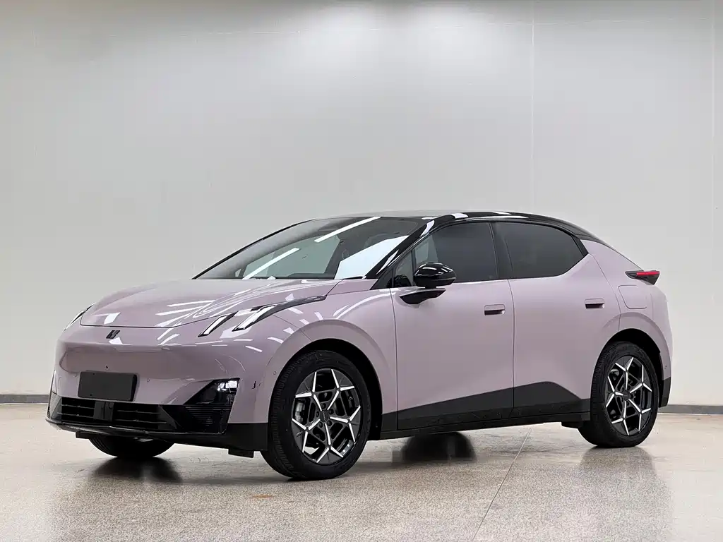 Lynk & Co Z20