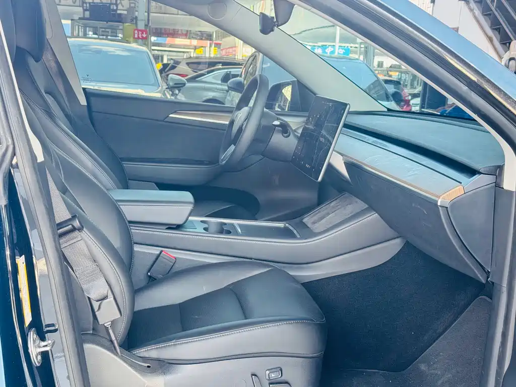 Tesla Model Y 2021 3D7