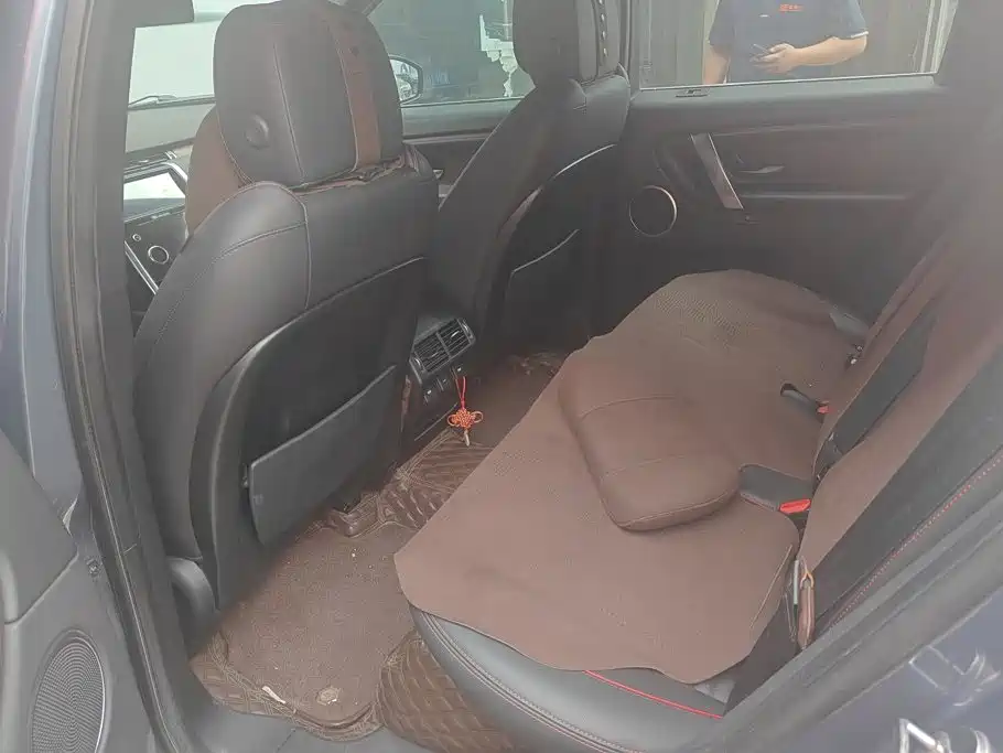 Land Rover Discovery Sport Hybrid — миниатюра 11