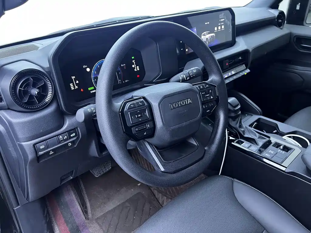 Toyota Prado — миниатюра 3