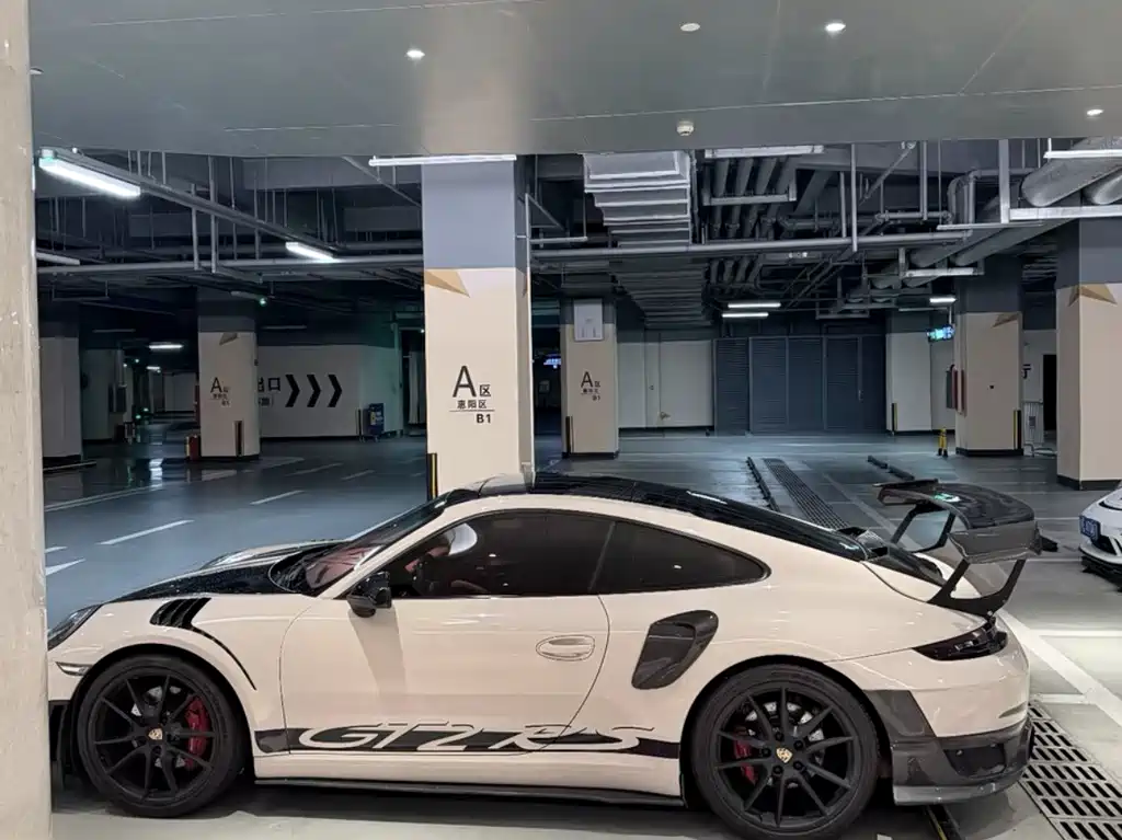 Porsche 911 2013 Carrera 4S 3.8L