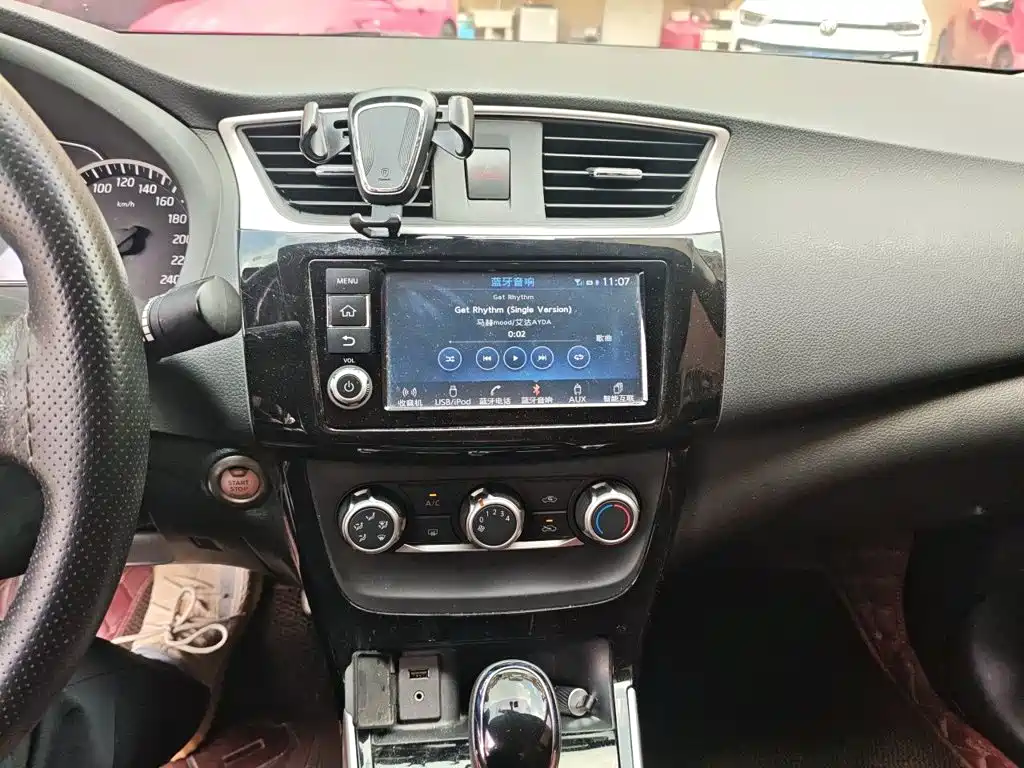 Nissan Sylphy — миниатюра 10