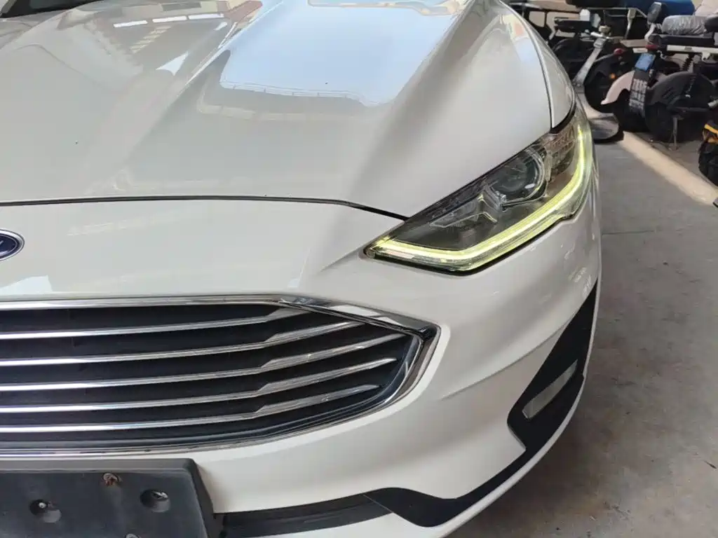 Ford Mondeo — миниатюра 24