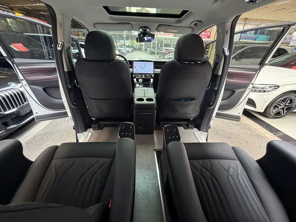 GAC Motor Trumpchi M8 — миниатюра 17