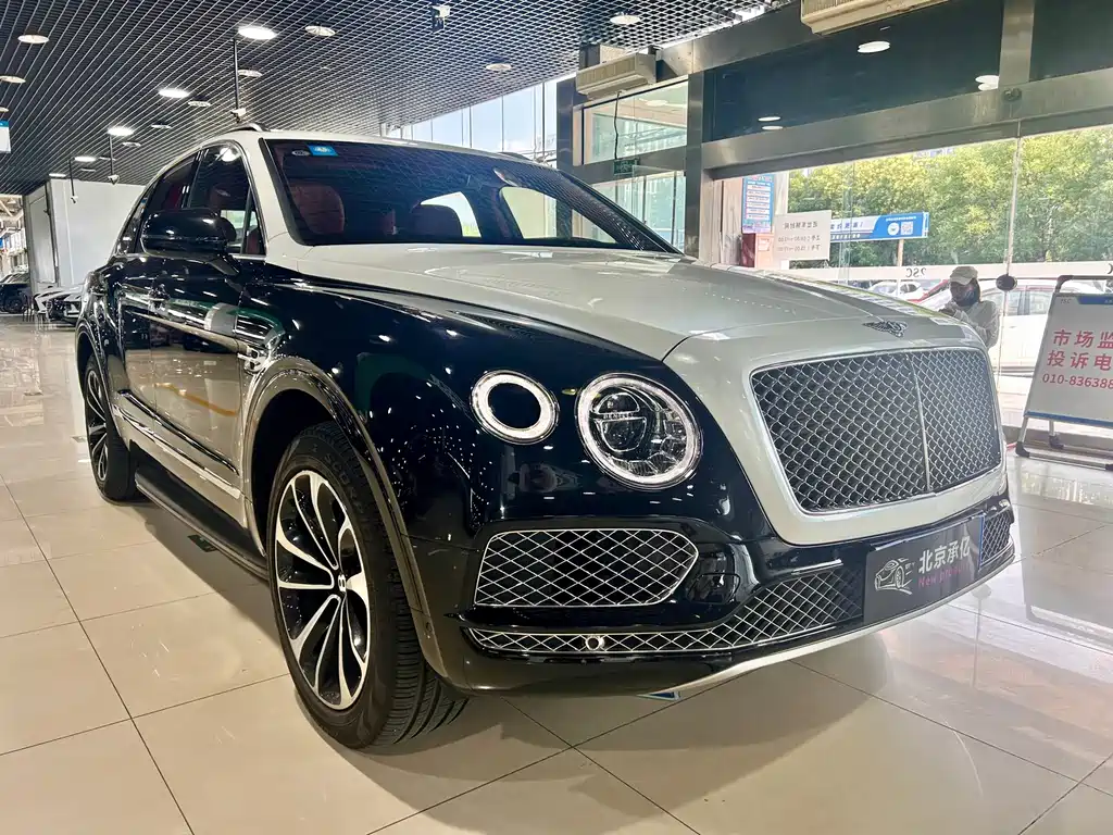 Bentley Bentayga — миниатюра 3