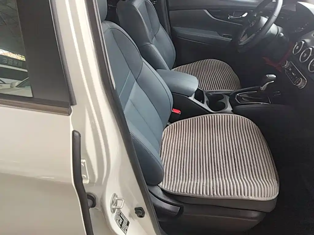 Nissan Qashqai — миниатюра 25