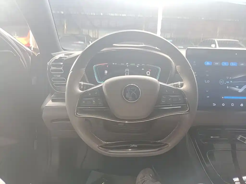 BYD Han — миниатюра 11